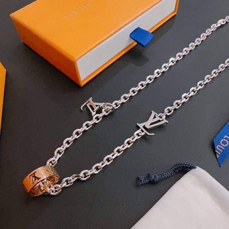 Louis Vuitton Necklaces